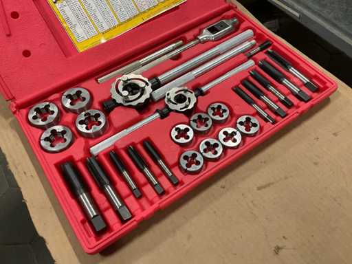 Hanson Tap and Die set
