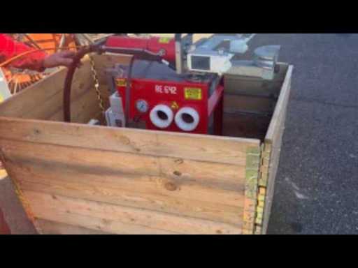 e9fc7c29-6d26-4810-b40f-6bba42abfe2f.mp4