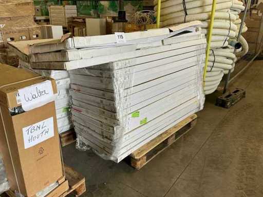 Radiatori montati a parete (16x)