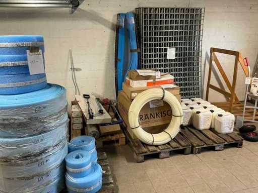 Vari accessori per il riscaldamento a pavimento