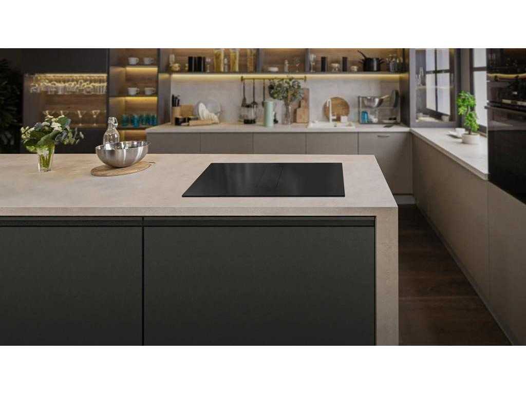 Häcker Concept130 - Topsoft crystal white matt - Island Kitchen layout