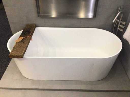 Baignoire autoportante de Laufen Val 160x75x52 cm