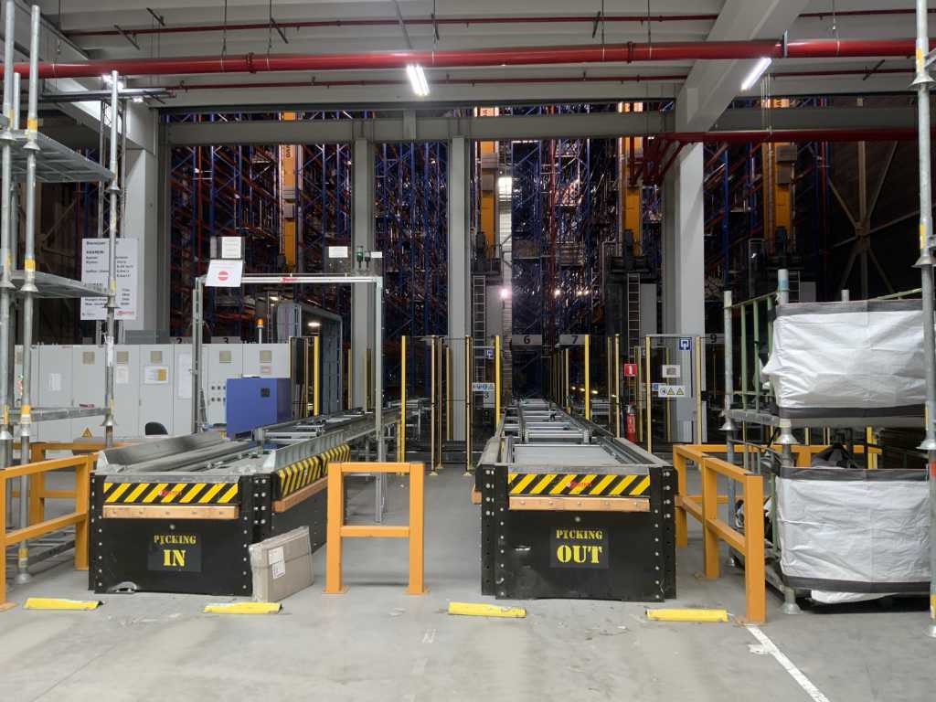 2010 Egemin-Dambach Mono ESA 750/23.6 4 Entrepôt de stockage automatique Entrepôt à hauts rayonnages