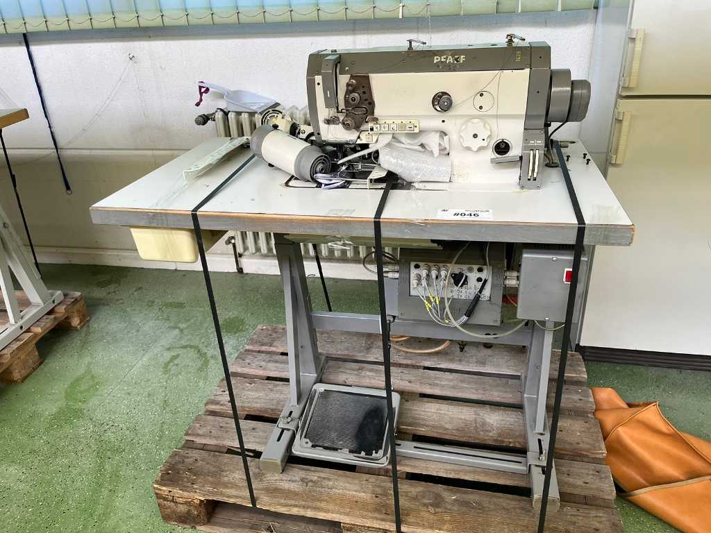 1993 PFAFF 1425 sewing machine