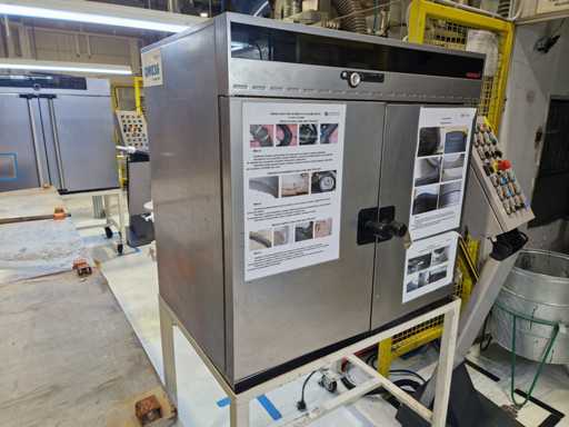 Memmert - Temperierofen