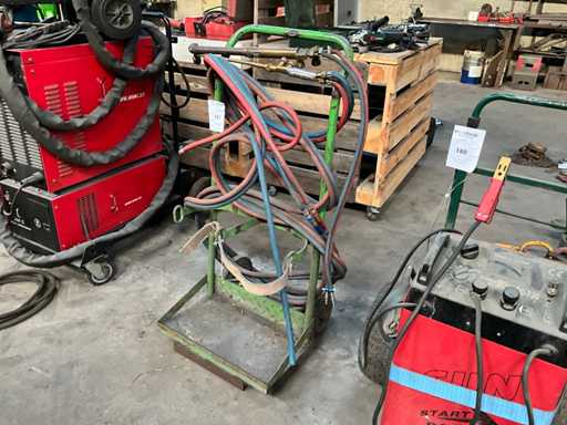 Cărucior cu butelii de gaz