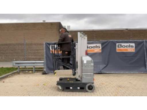 d03fe788-68b3-4ef1-b8ef-96abbac2e8c9.mp4