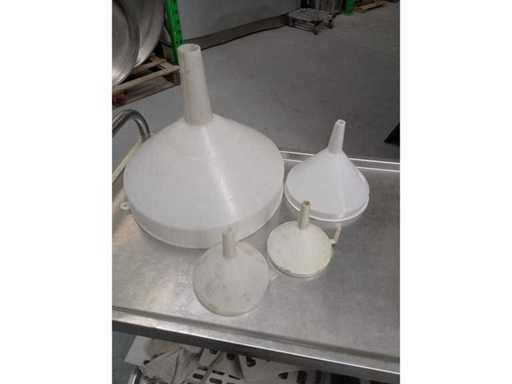 Verschiedene PVC-Trichter