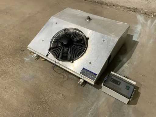 Evaporatore con scatola di controllo