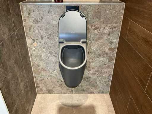 Luca - Globo Forty 3 - Pisoar