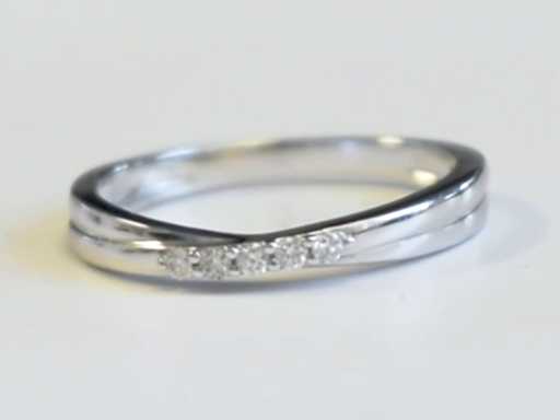 9 KT White Gold Ring With Natural Diamond