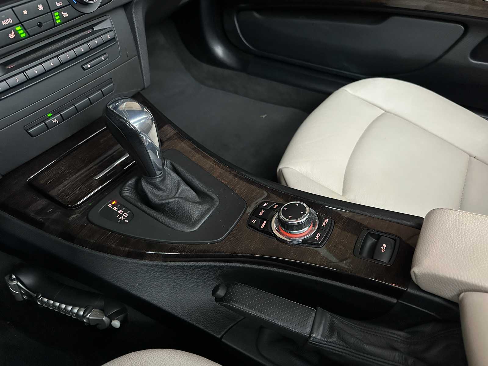 BMW 325i High Executive 217pk 2012 E93 3-serie Cabriolet, 09-TGN-9