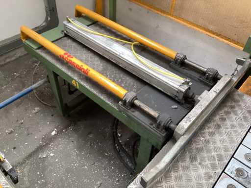 CASSIOL Pneumatic line pusher