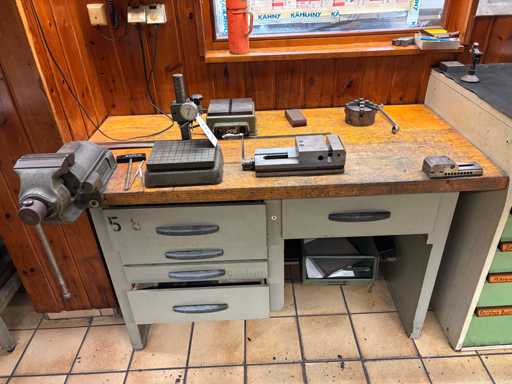   Workbench with contents