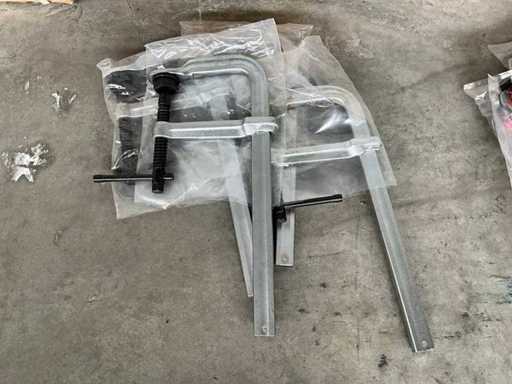 Berserker 140x300 Clamp (16x)