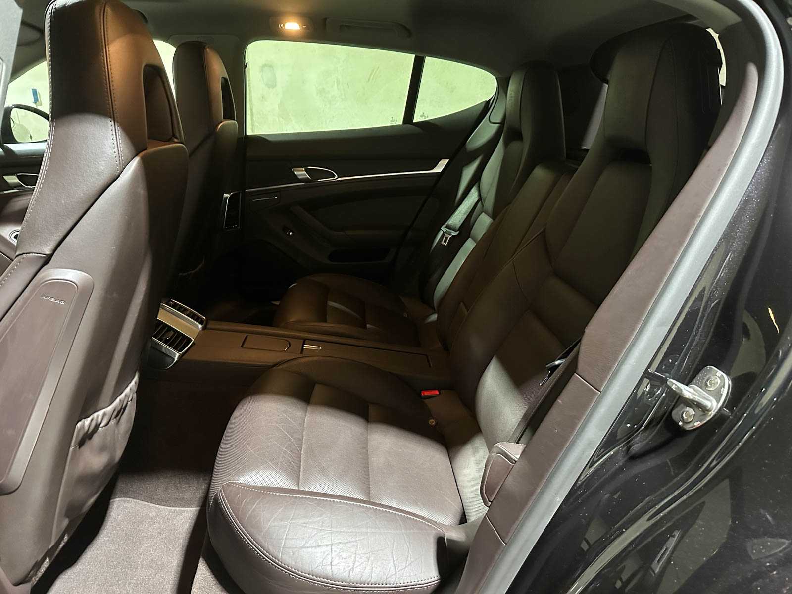 Porsche Panamera 3.6 V6 4WD 300pk 2012, G-397-TZ