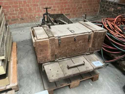 Masă de lucru + diverse