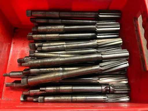 Batch of machine reamers