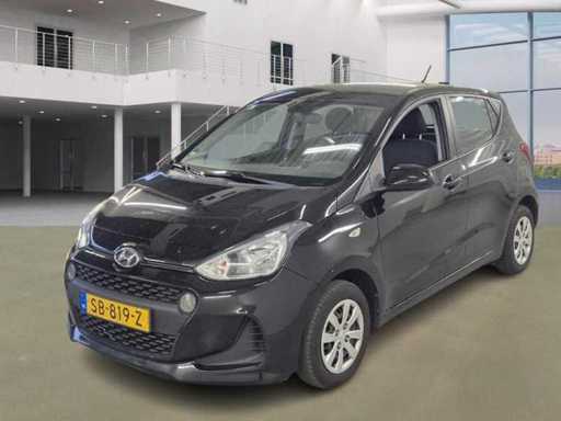 Hyundai - 2018 - i10 - 1.0i Comfort - Personenauto