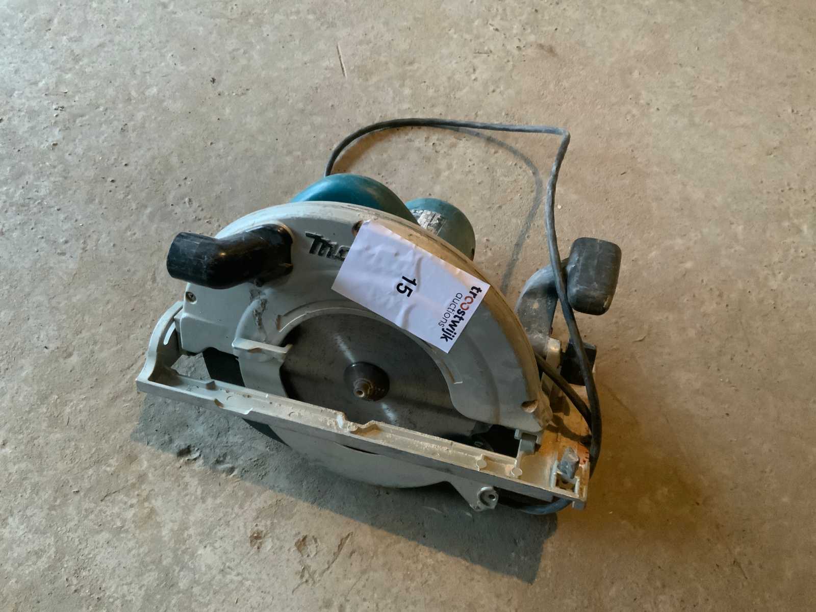 Makita 5903R Crosscut Circular Saw | Troostwijk Auctions