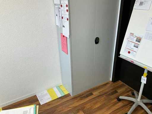 Kasteelarchiefkast zonder inhoud