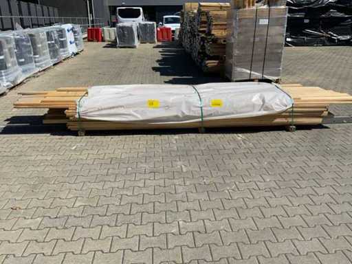 Mieszanka desek świerkowych 3600-4900x130-200x25-30mm (125x)