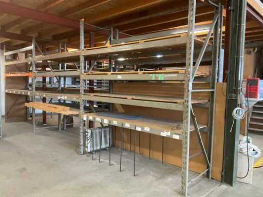 Overtoom Hook-in Position