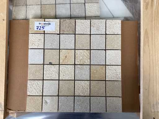 Natuursteen Limestone Beige Mix 5x5 cm Mozaïektegel 30x30 cm 105 stuks