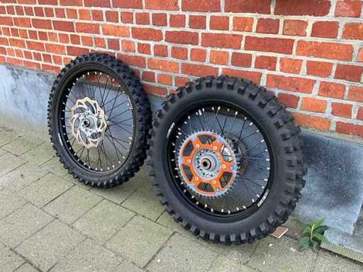 Pneus de roues de motocross KTM 6 jours