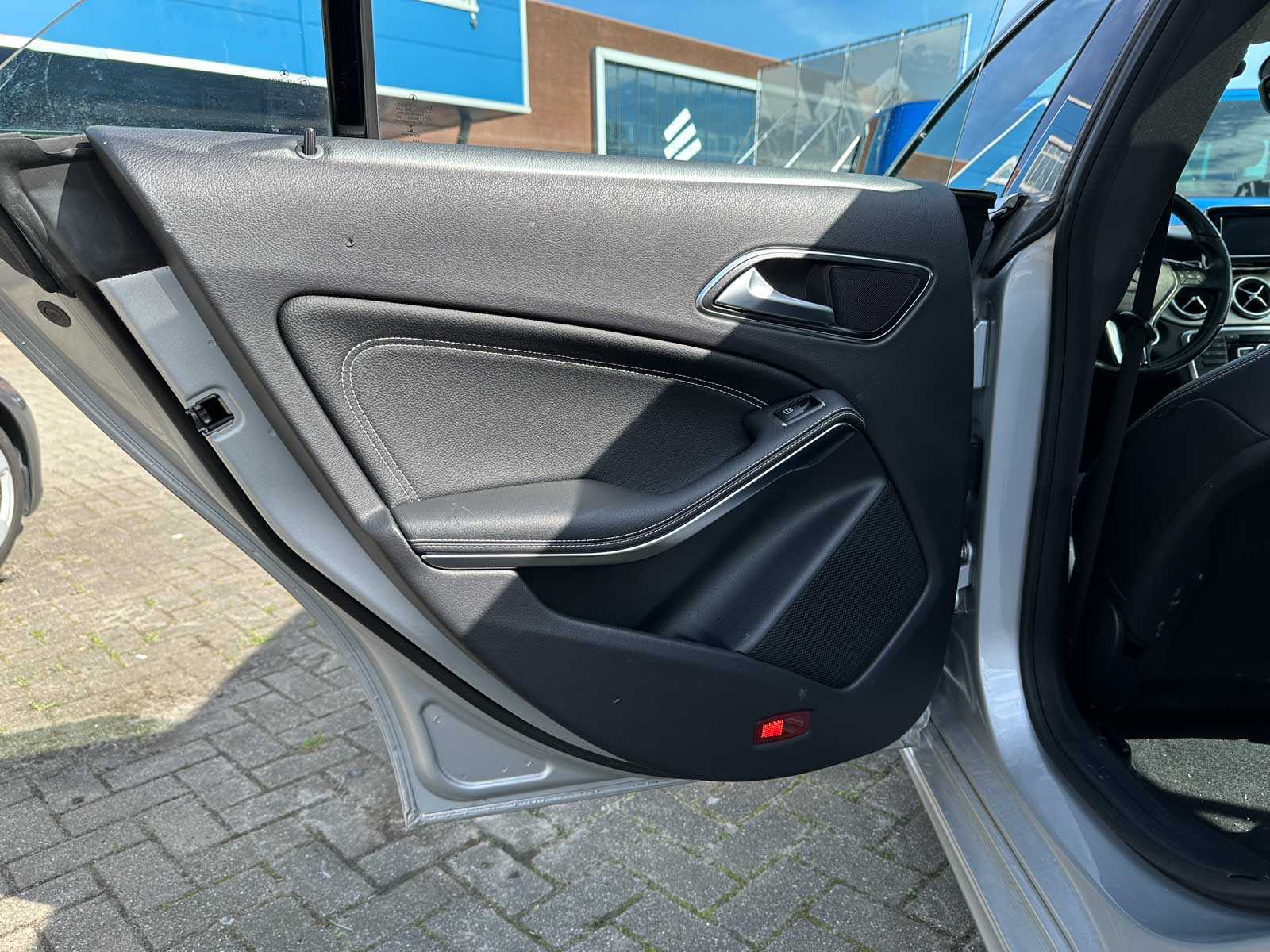 Mercedes-Benz CLA250 Prestige CLA-klasse 208pk 2014, GZ-257-J