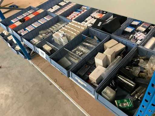 Batch of various core drills and accessories