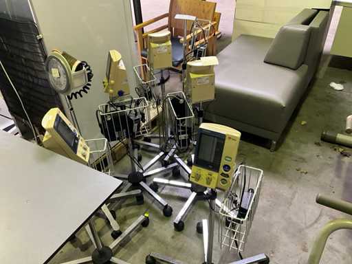 Omron Hem-907 Blood Pressure Monitor (5x)