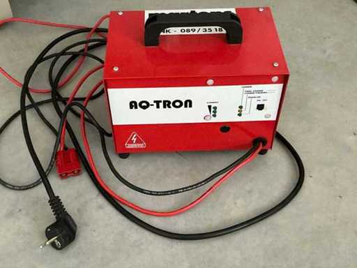 AQ-Tron Acculader