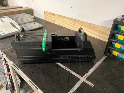 Martin Jem ZR44 HI-MASS Rookmachine