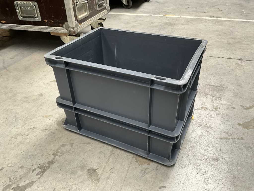 52x plastic stacking bins WOPLA