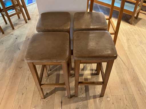 Hütten – Barhocker (4x)