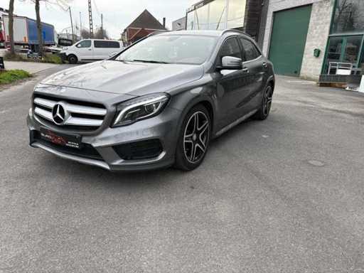 2015 Mercedes-Benz GLA 200d AMG Package