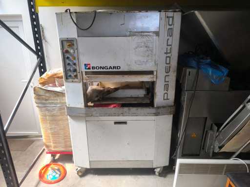 BONGARD - Paneotrad - Deegverdeler en Molder