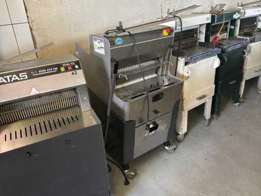 Feliator de pâine MHS 2015