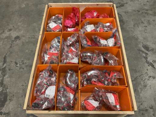 Lot de raccords à sertir