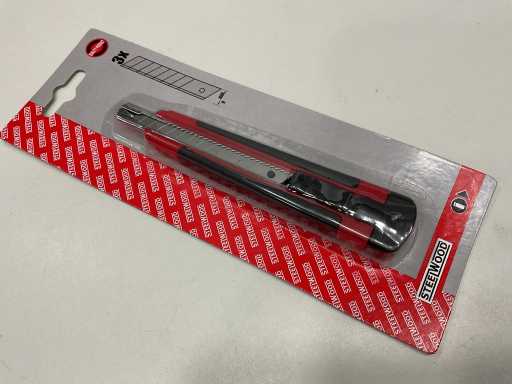 24 x Afbreekmes met ijzeren geleider