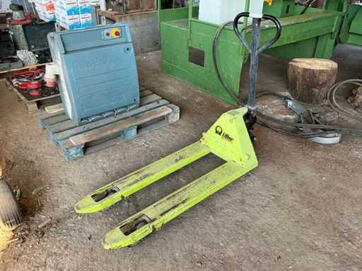 Camions à palettes hydrauliques manuelles Pramac