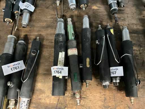 Vari utensili pneumatici (3x)