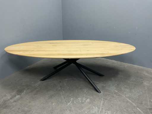 Ovaal eiken Eetkamertafel 280 cm met onderstel Spin