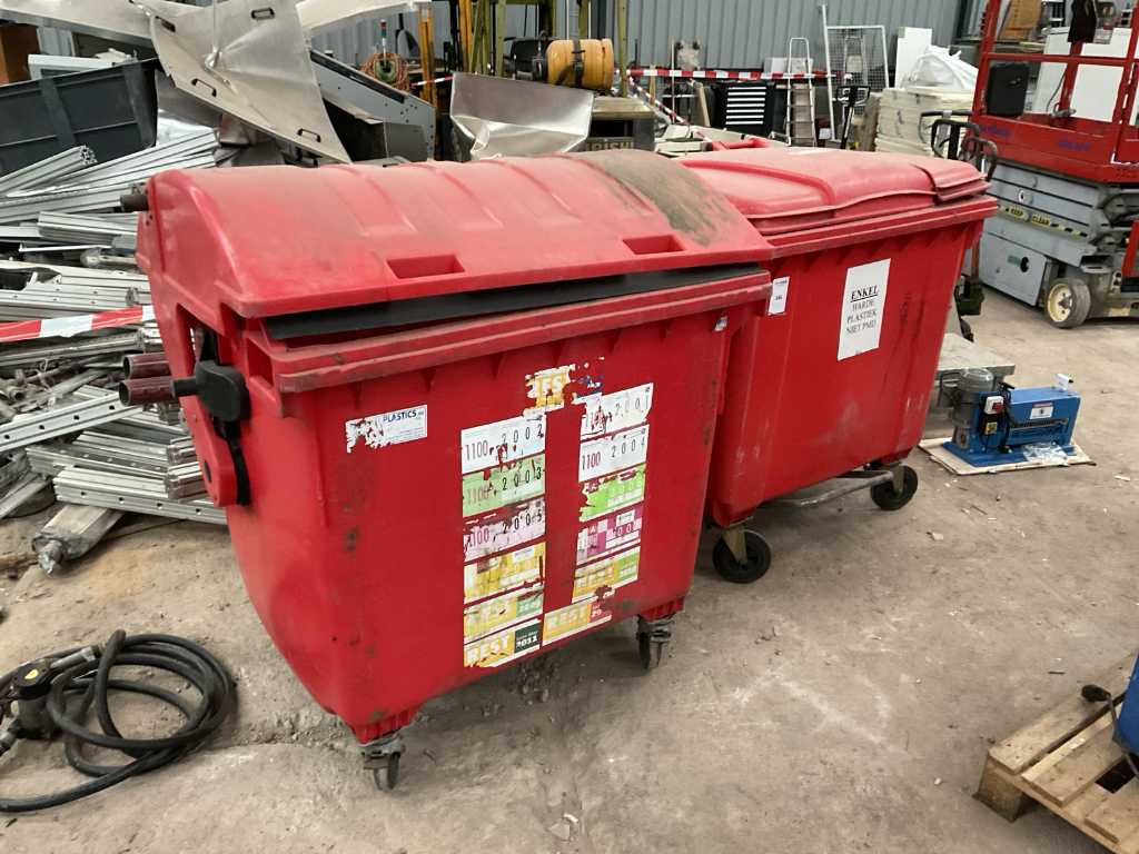 Waste containers (2x)