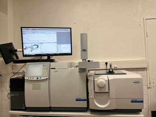 BRUKER - Gas Chromatography System