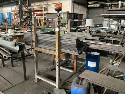 Perfiles de acero-metal (lote)