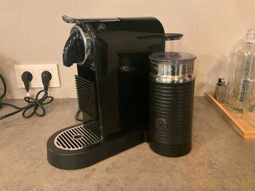 Nespresso D123 Coffee Machine