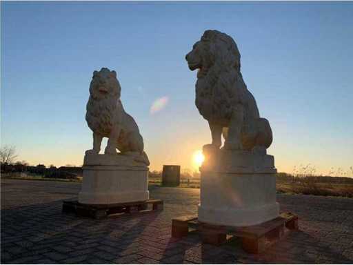 Garden furniture and bronze and stone garden statues