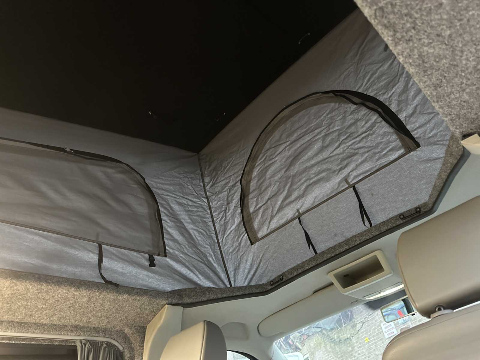 Volkswagen Transporter 7J0 T5 2.0 L1H1 84kW Camper 116pk 2012, HXR-32-F